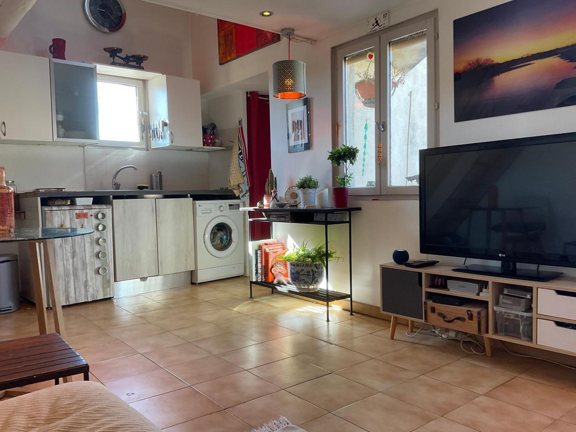 Appartement 1 Chb, Calme, Lumineux, Clim, Terrasse 亞維農 外观 照片