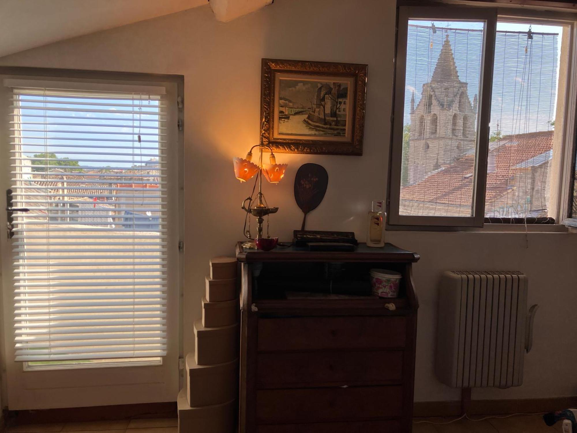 Appartement 1 Chb, Calme, Lumineux, Clim, Terrasse 亞維農 外观 照片